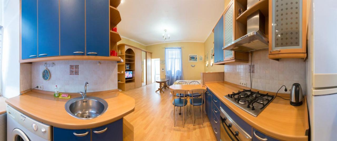 Central Area Apartments Kiev Esterno foto