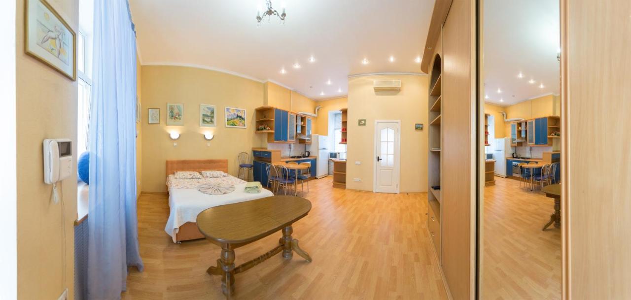 Central Area Apartments Kiev Esterno foto