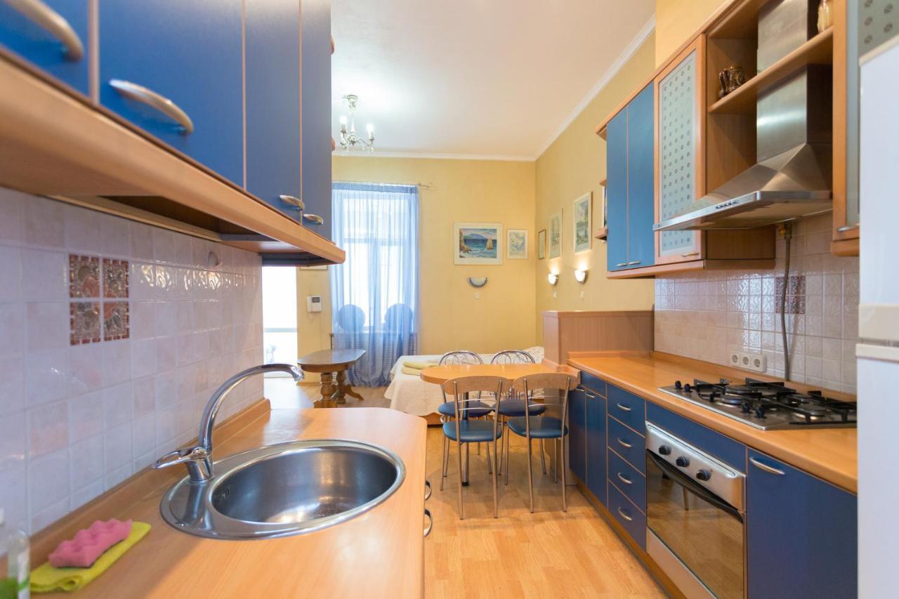 Central Area Apartments Kiev Esterno foto