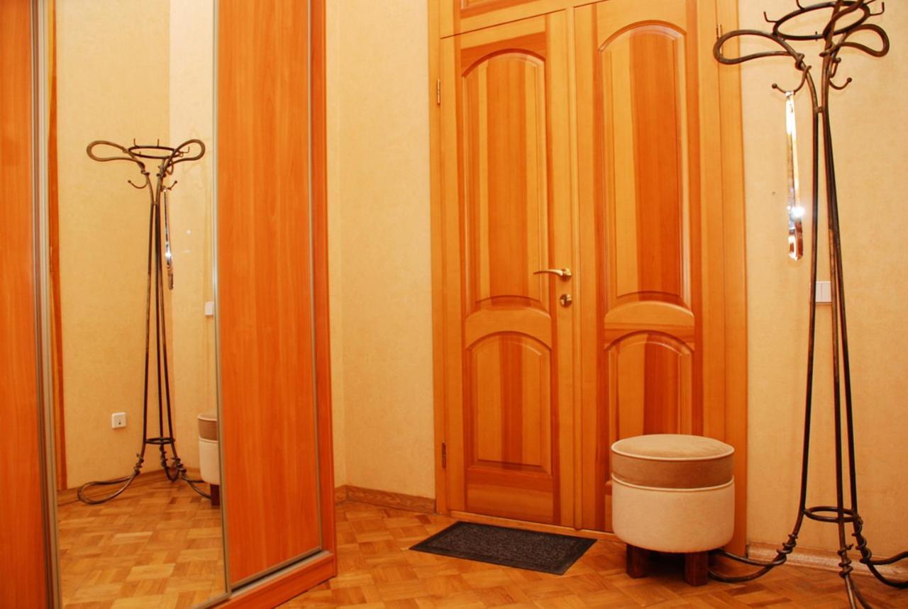 Central Area Apartments Kiev Esterno foto