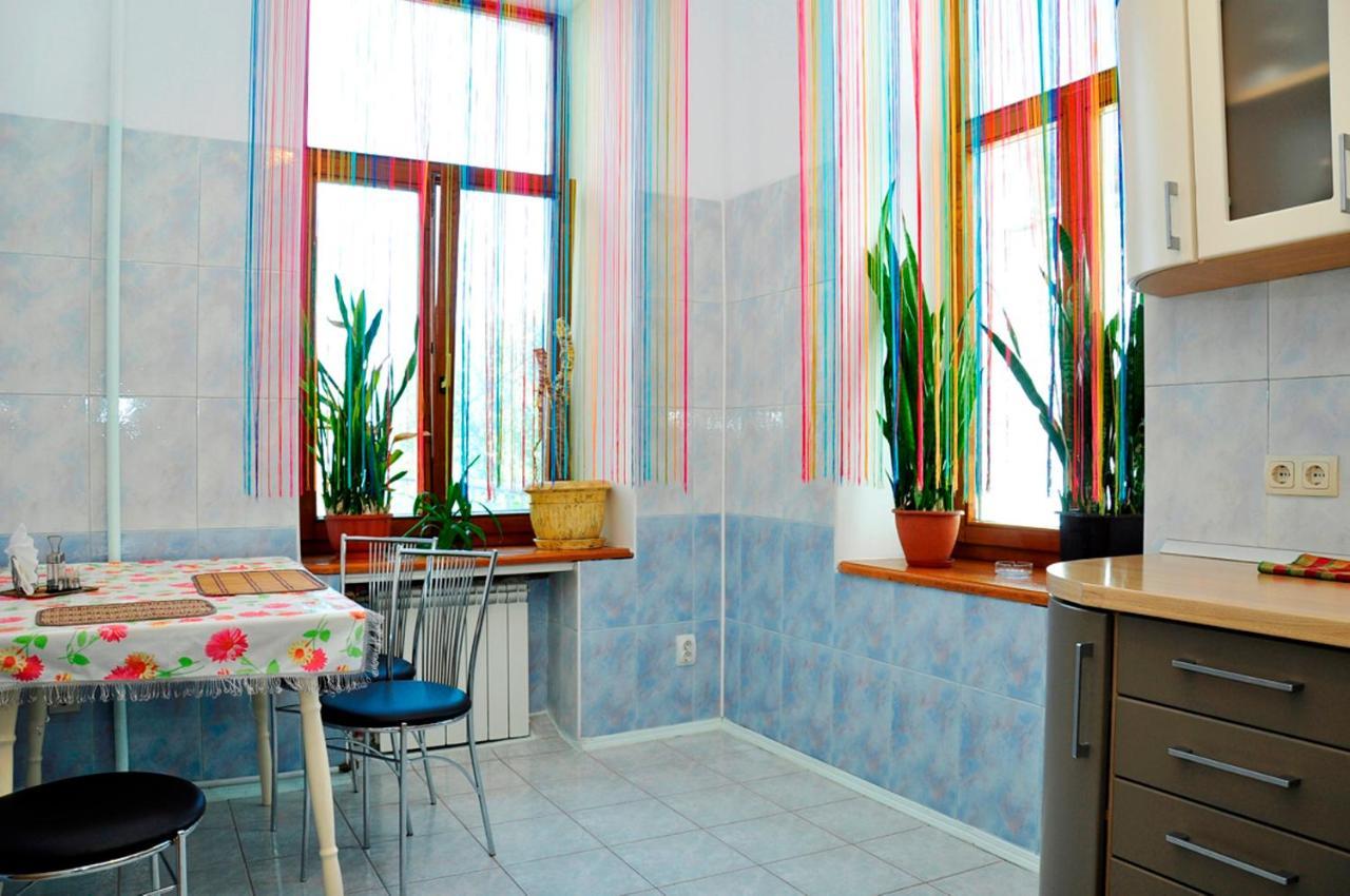 Central Area Apartments Kiev Esterno foto